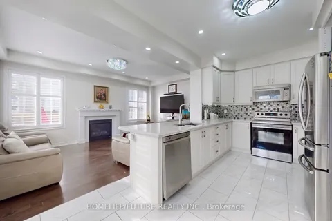 2427 Moonlight Crescent, Pickering, ON L1X 0E9