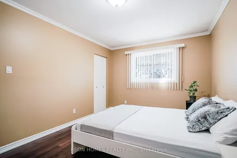 50 Chapais Crescent, ON M1C 2C5
