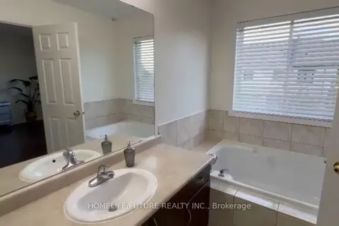 123 Silverwood Circle, ON L1Z 0A4
