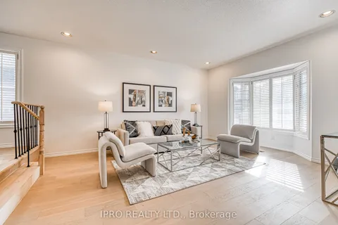 462 Delaney Drive, Ajax, ON L1T 3Y5