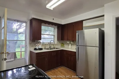 144 Dorset Road, ON M1M 2T4