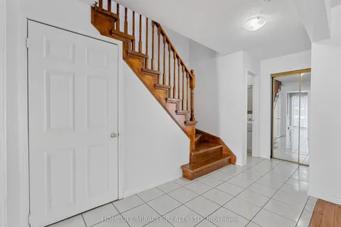 1945 Pine Grove Avenue, Pickering, ON L1V 6R4