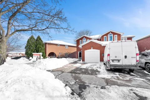 1945 Pine Grove Avenue, Pickering, ON L1V 6R4