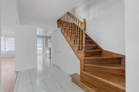1945 Pine Grove Avenue, Pickering, ON L1V 6R4