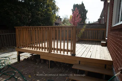 1945 Pine Grove Avenue, Pickering, ON L1V 6R4