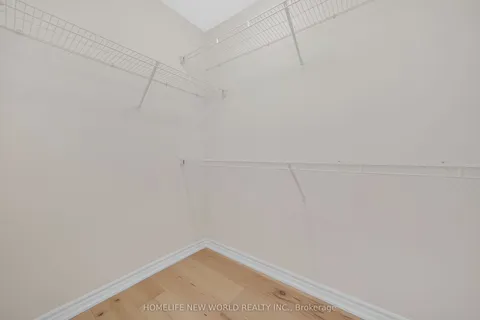 32 Fusilier Drive, Toronto, ON M1L 0J4