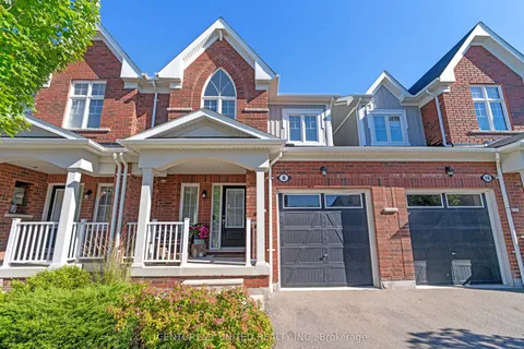 8 Lambdon Way, Whitby, ON L1M 2M1