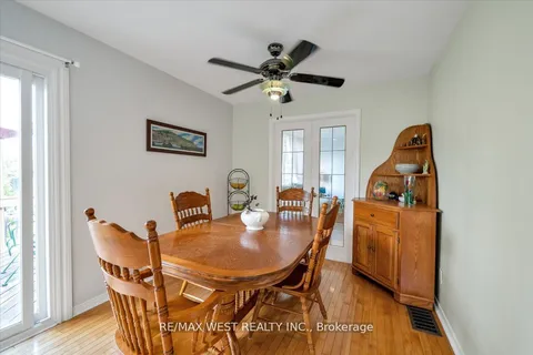 254 Confederation Drive, Toronto, ON M1G 1B5