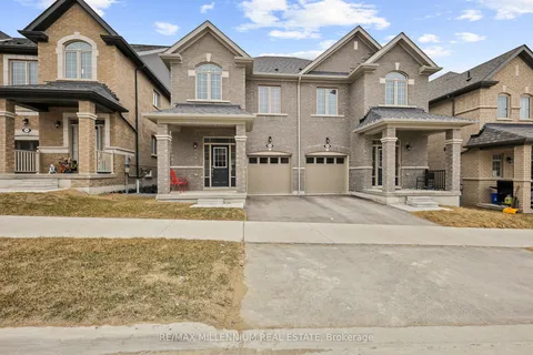 2563 Hibiscus Drive, Pickering, ON L1X 0M7