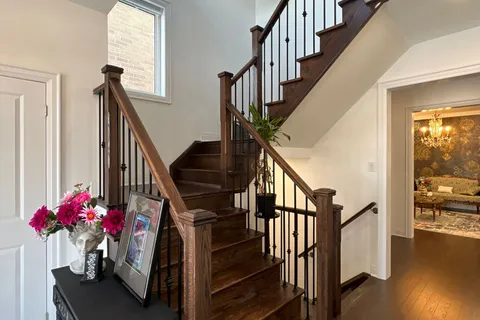 70 Elmhurst Street, Scugog, ON L9L 2E7