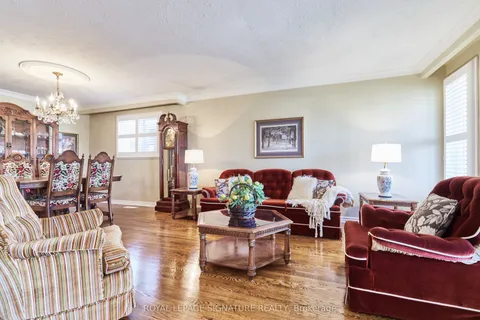 88 Gooderham Drive, Toronto, ON M1R 3G7