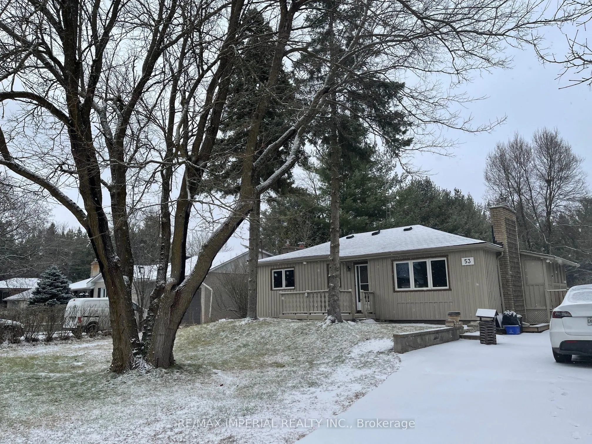 53 Ward Street, Whitby, ON L0B 1C0