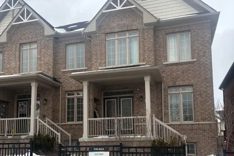 14 Aldridge Lane, Clarington, ON L1B 0V6