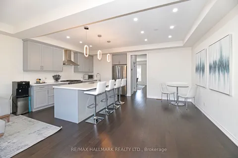 20 Icemaker Way, Whitby, ON L1P 0L5