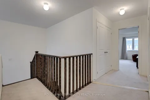 137 East Shore Drive, Clarington, ON L1C 1Z8