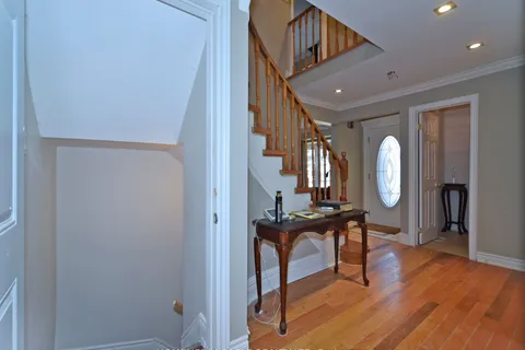 824 Crowells Street, Oshawa, ON L1K 1X3