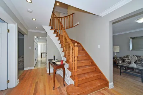 824 Crowells Street, Oshawa, ON L1K 1X3