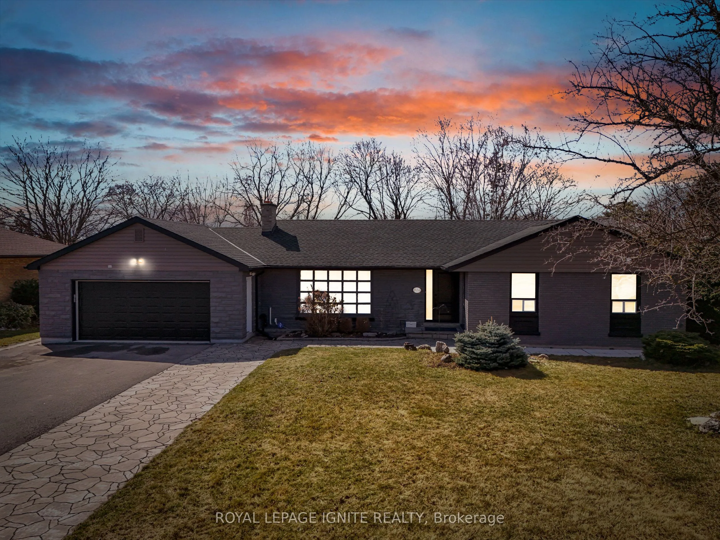 806 Henry Street, Whitby, ON L1N 5E3