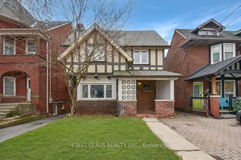102 Greenwood Avenue, ON M4L 2P6