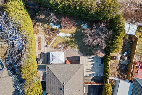607 Newman Crescent, Whitby, ON L1N 1M7