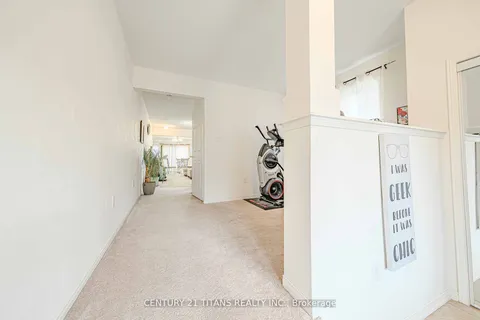 11 Hornett Way, Ajax, ON L1Z 0K6
