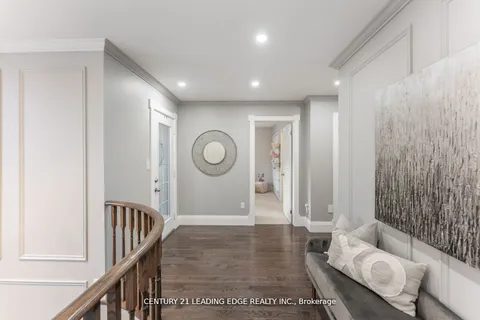 2397 Dress Circle Crescent, Oshawa, ON L1L 0L9