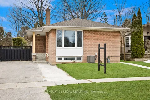 51 Thornbeck Drive, Toronto, ON M1G 2J7