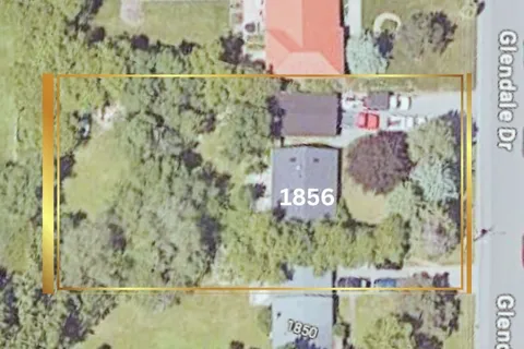 1856 Glendale Drive, Pickering, ON L1V 1V5