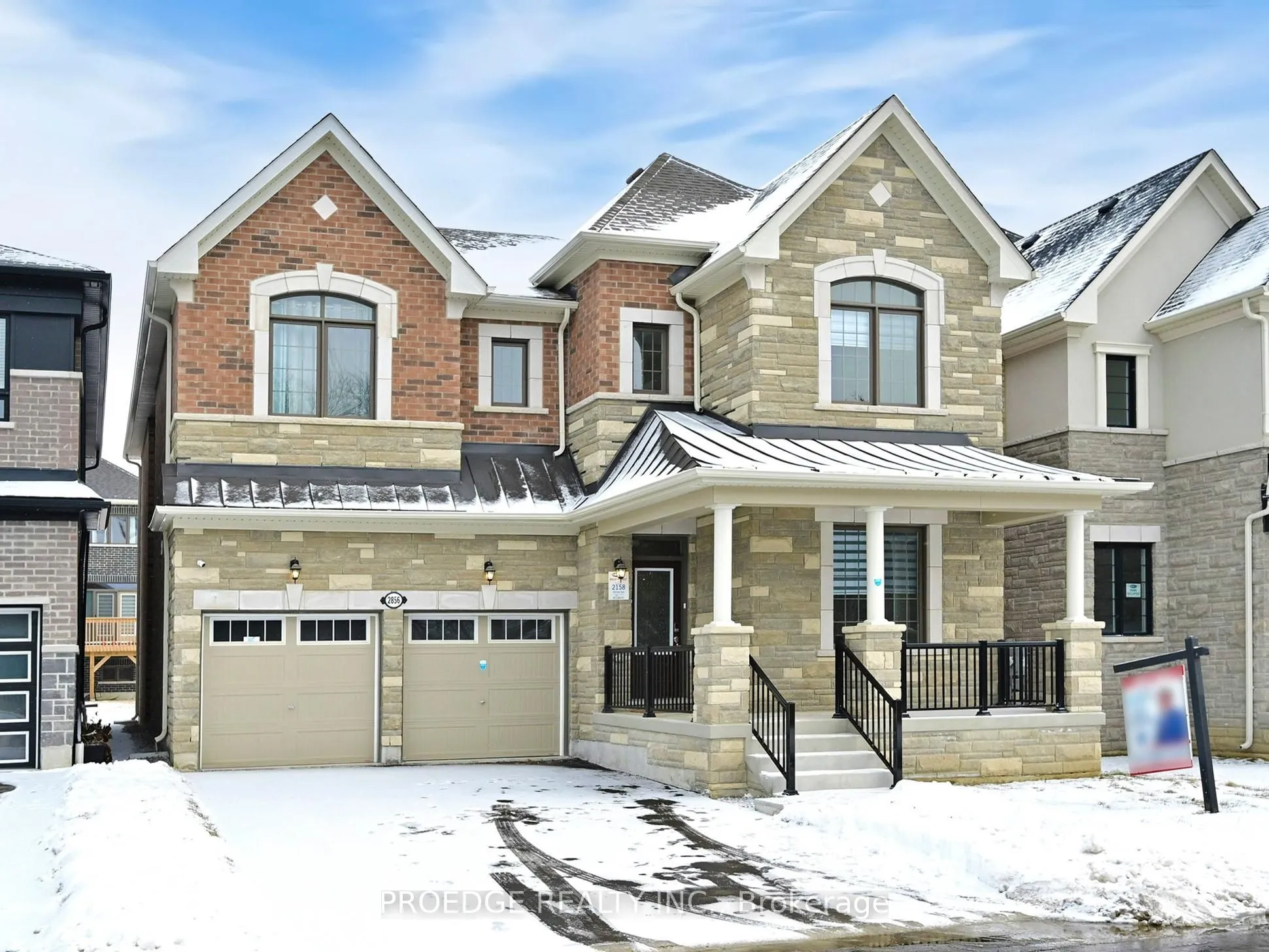 2856 Foxden Square, Pickering, ON L1X 0N9