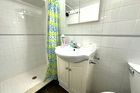714 Dunlop Street, Whitby, ON L1N 1V6