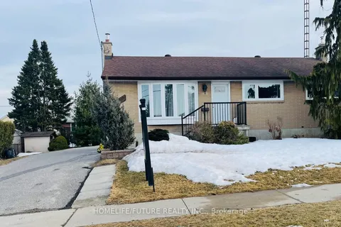 497 Annapolis Avenue, Oshawa, ON L1J 2Y8