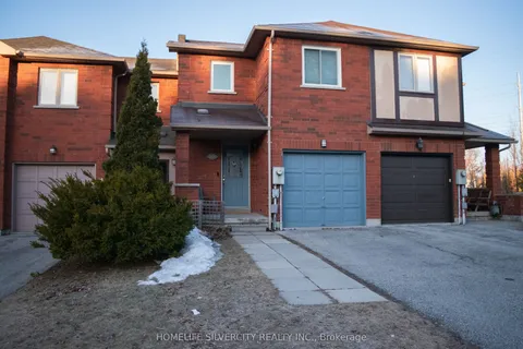 376 Sparrow Circle, Pickering, ON L1V 7E6