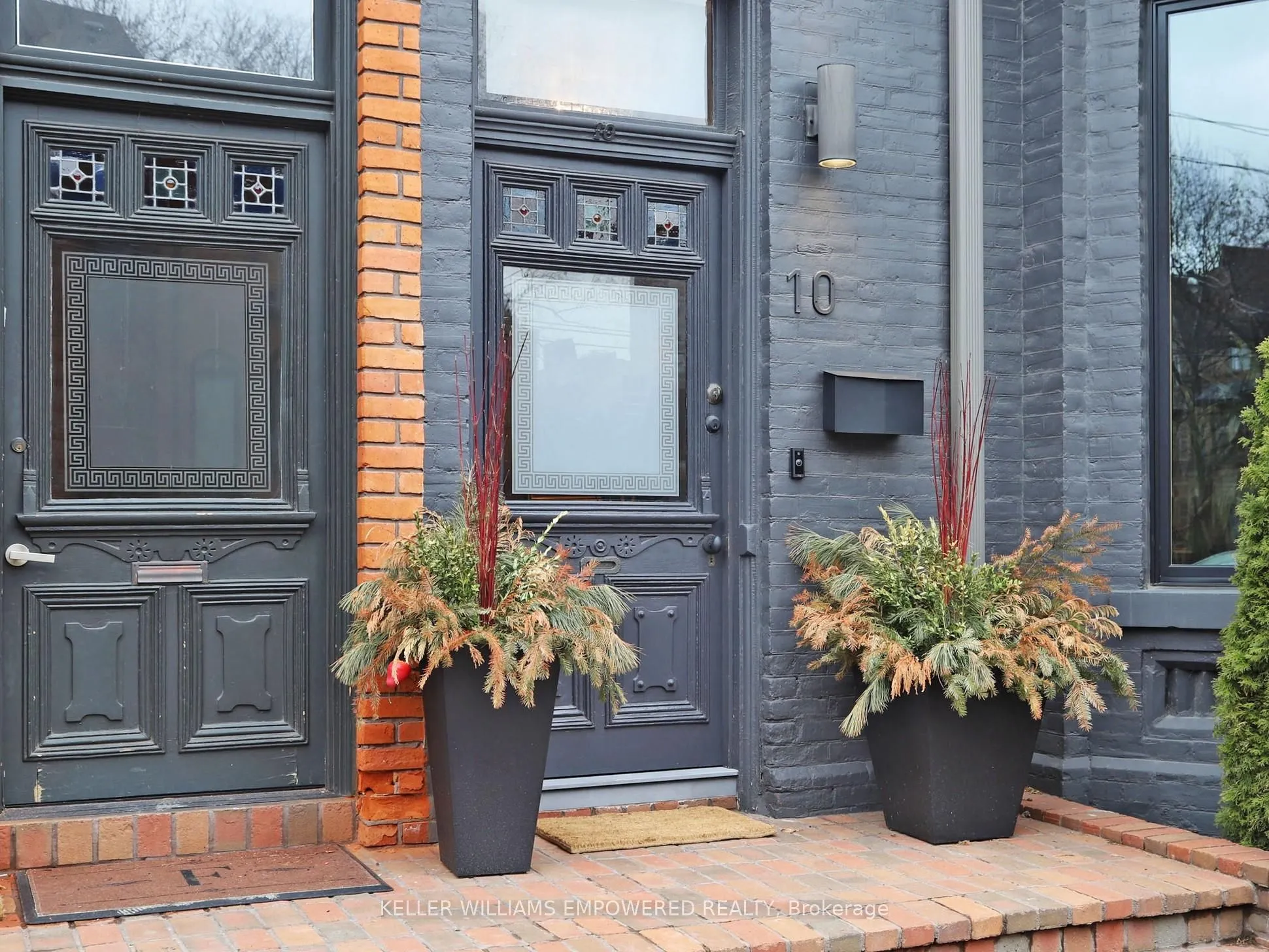 10 Webster Avenue, ON M5R 1N7