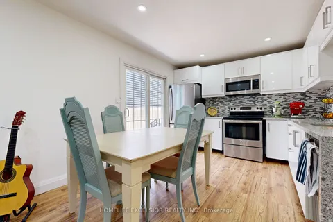 829 Athol Street, Whitby, ON L1N 4A1