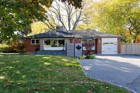 900 Henry Street, Whitby, ON L1N 5E5