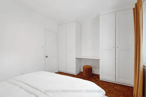 758 Eastern Avenue, Toronto, ON M4M 1E8