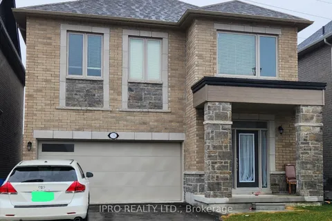 1092 Skyridge Boulevard, Pickering, ON L1X 0G7