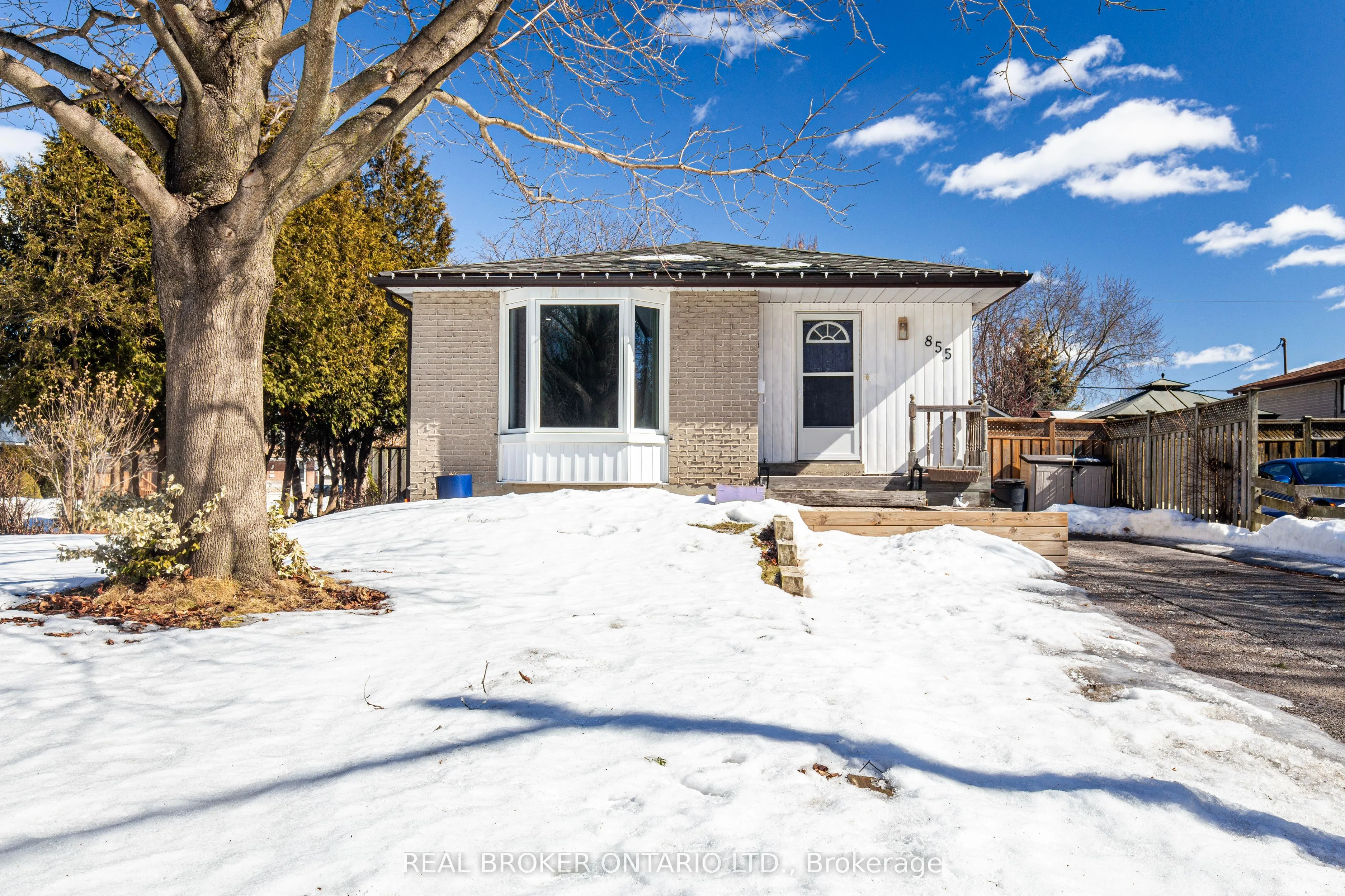 855 Miriam Road, Pickering, ON L1W 1X7