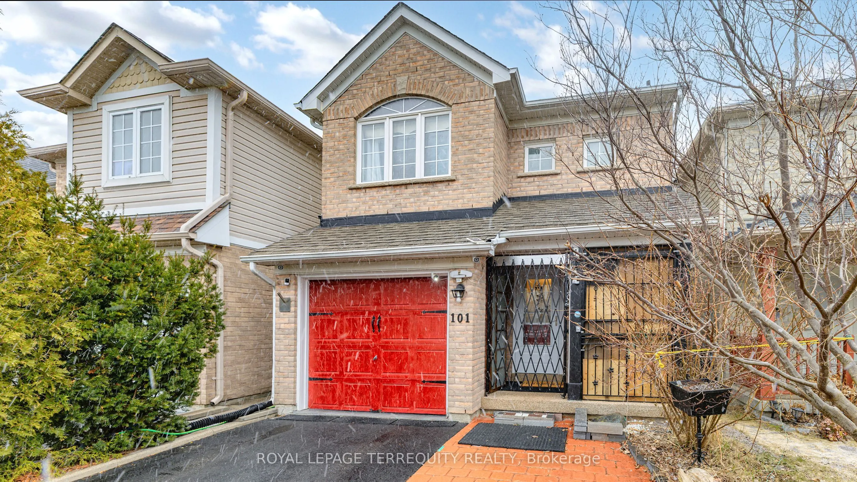 101 Cottingham Crescent, Oshawa, ON L1H 8V5