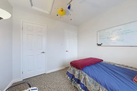 101 Cottingham Crescent, Oshawa, ON L1H 8V5
