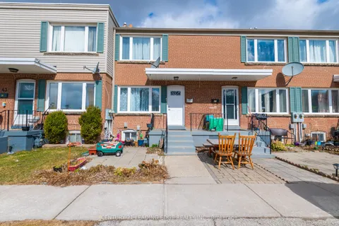 740 Kennedy Road, Toronto, ON M1K 2C5