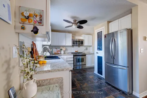 46 Wilmot Trail, Clarington, ON L1B 1B8