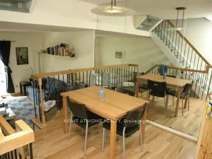 11 Quarry Court, Toronto, ON M4J 5A6