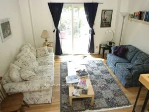 11 Quarry Court, Toronto, ON M4J 5A6