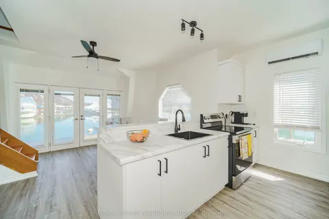 7 Brimley Road, Toronto, ON M1M 3W3
