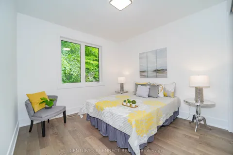 23 Blueking Crescent, Toronto, ON M1C 4N1