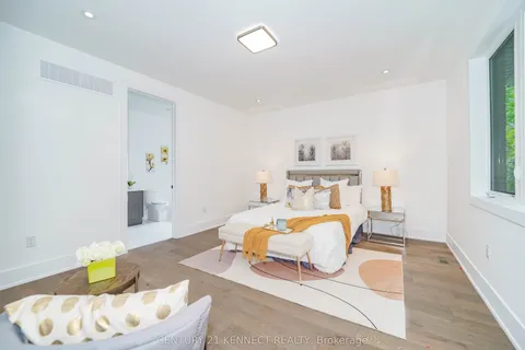 23 Blueking Crescent, Toronto, ON M1C 4N1
