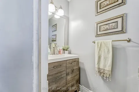 63 Mcknight Drive, Toronto, ON M1B 2Z4