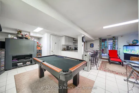 59 Knotty Pine Drive, Whitby, ON L1R 2H2