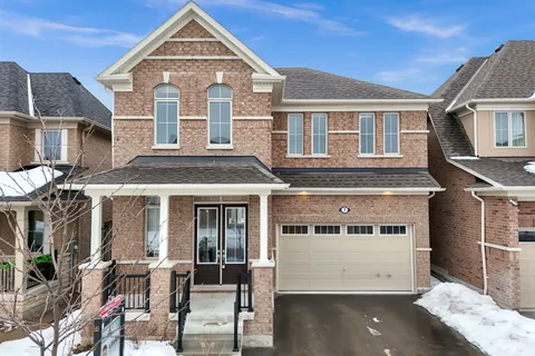 7 OLERUD Drive, Whitby, ON L1P 0J1